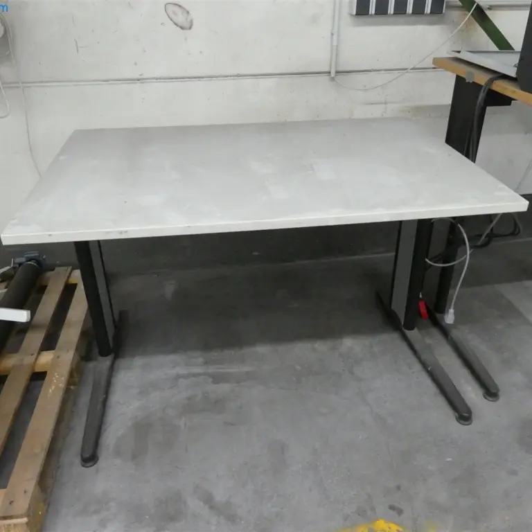 2 Armoires-vestiaires