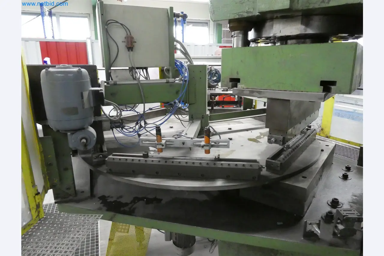 Injection molding machines, CNC machines & assembly lines for heating elements and automotive components-5