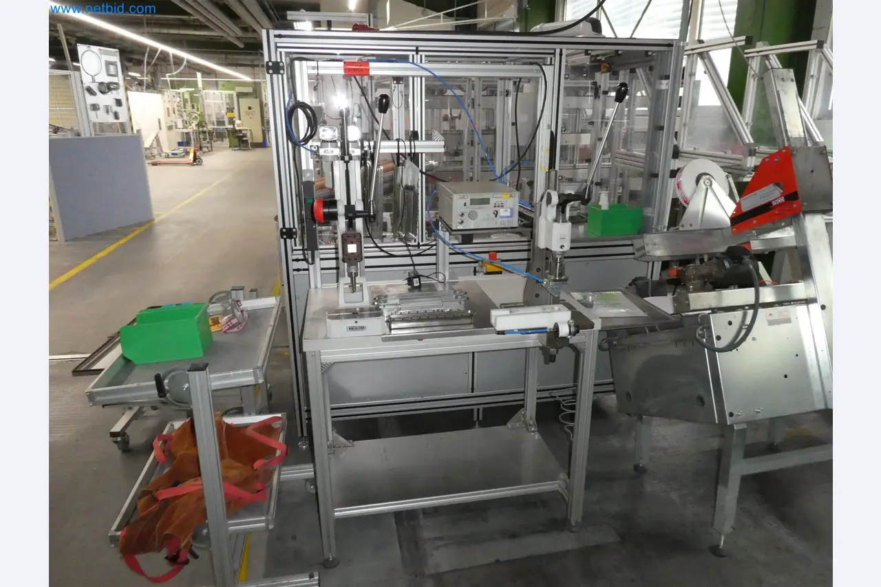 Máquinas de moldeo por inyección, máquinas CNC y líneas de montaje para elementos calefactores y componentes de automoción-2