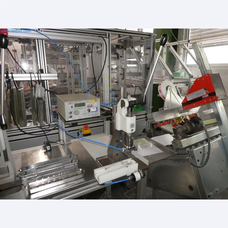 Máquinas de moldeo por inyección, máquinas CNC y líneas de montaje para elementos calefactores y componentes de automoción-4