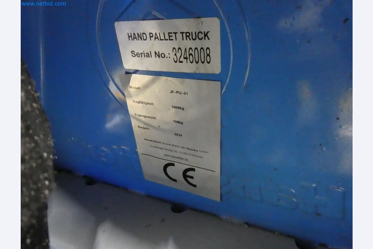 Máquinas de moldagem por injeção, máquinas CNC e linhas de montagem para elementos de aquecimento e componentes automóveis-1