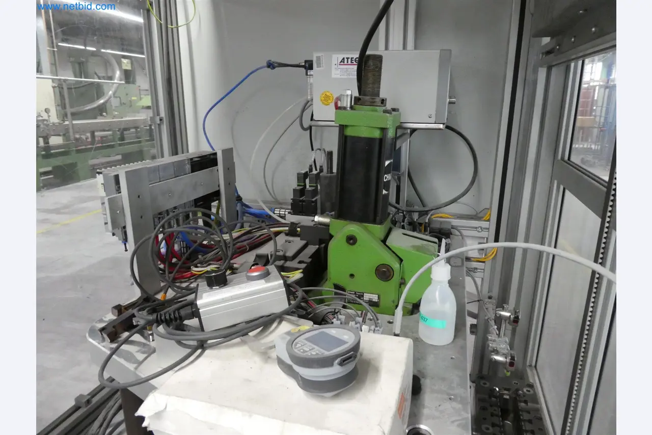 Máquinas de moldagem por injeção, máquinas CNC e linhas de montagem para elementos de aquecimento e componentes automóveis-4