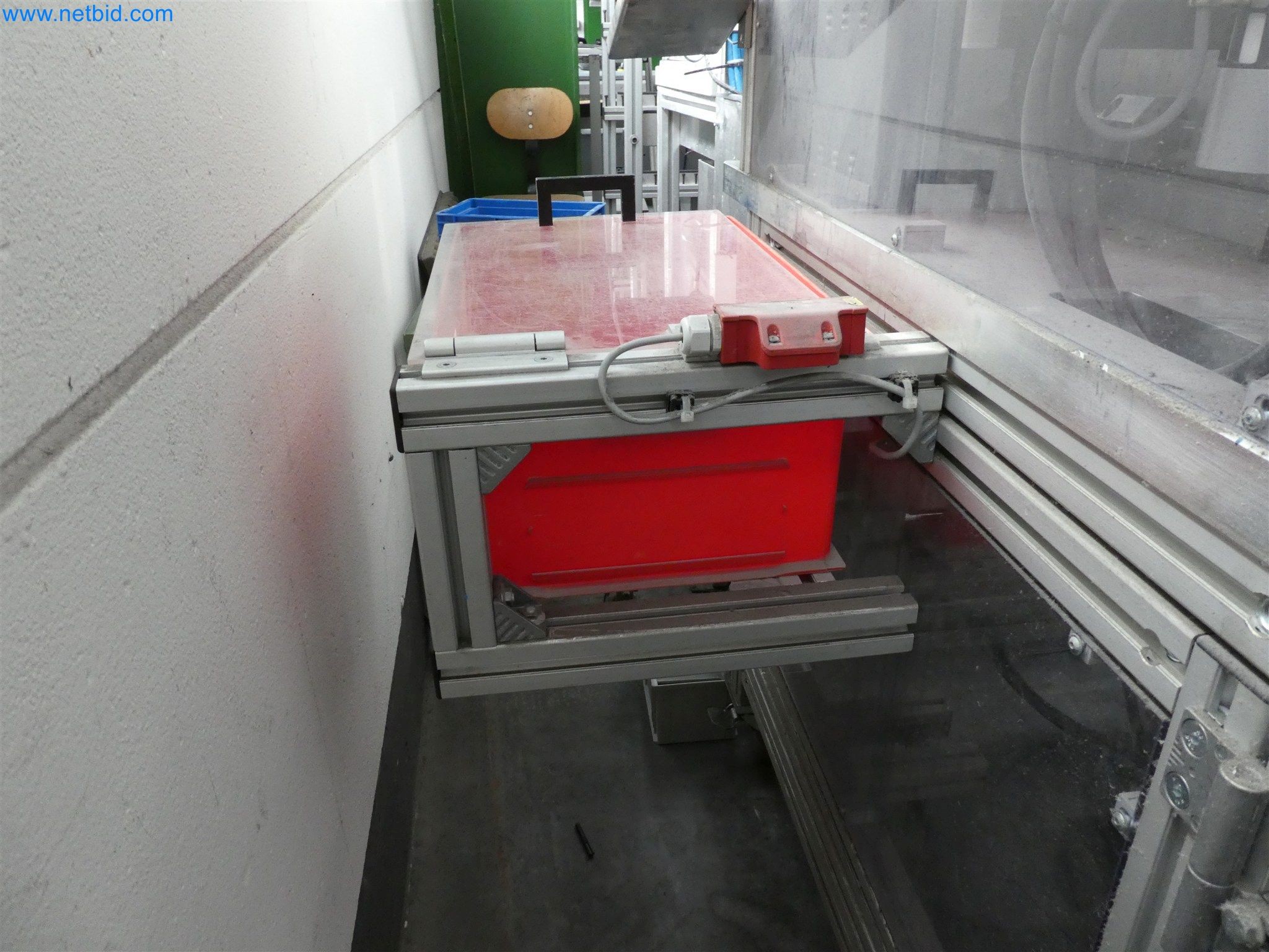 Máquinas de moldagem por injeção, máquinas CNC e linhas de montagem para elementos de aquecimento e componentes automóveis-7