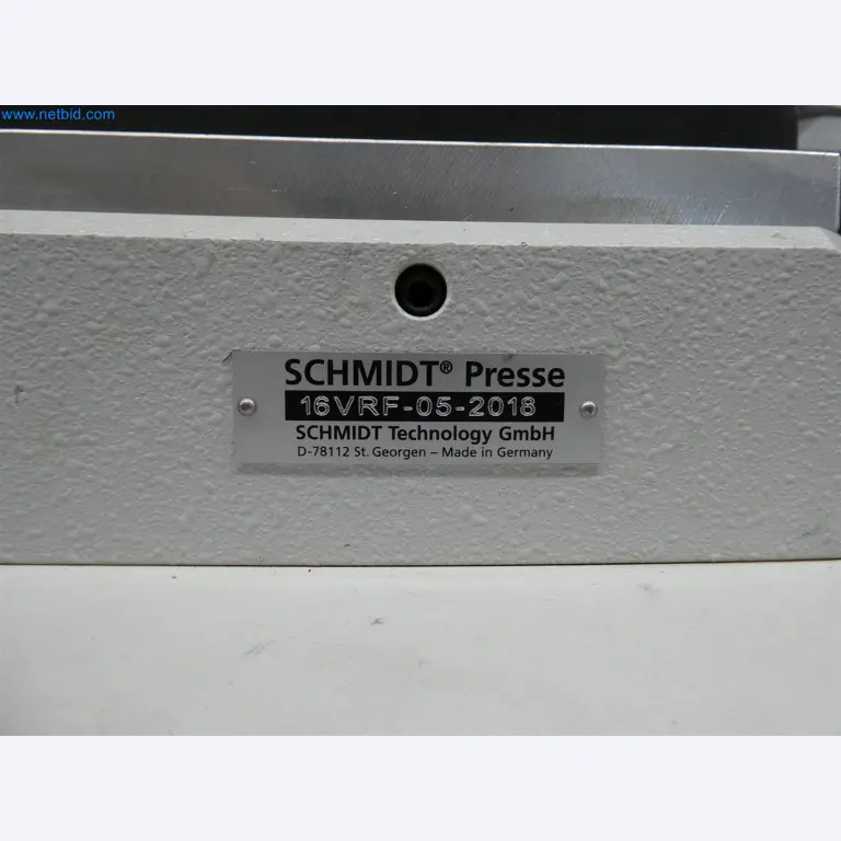 Máquinas de moldagem por injeção, máquinas CNC e linhas de montagem para elementos de aquecimento e componentes automóveis-5