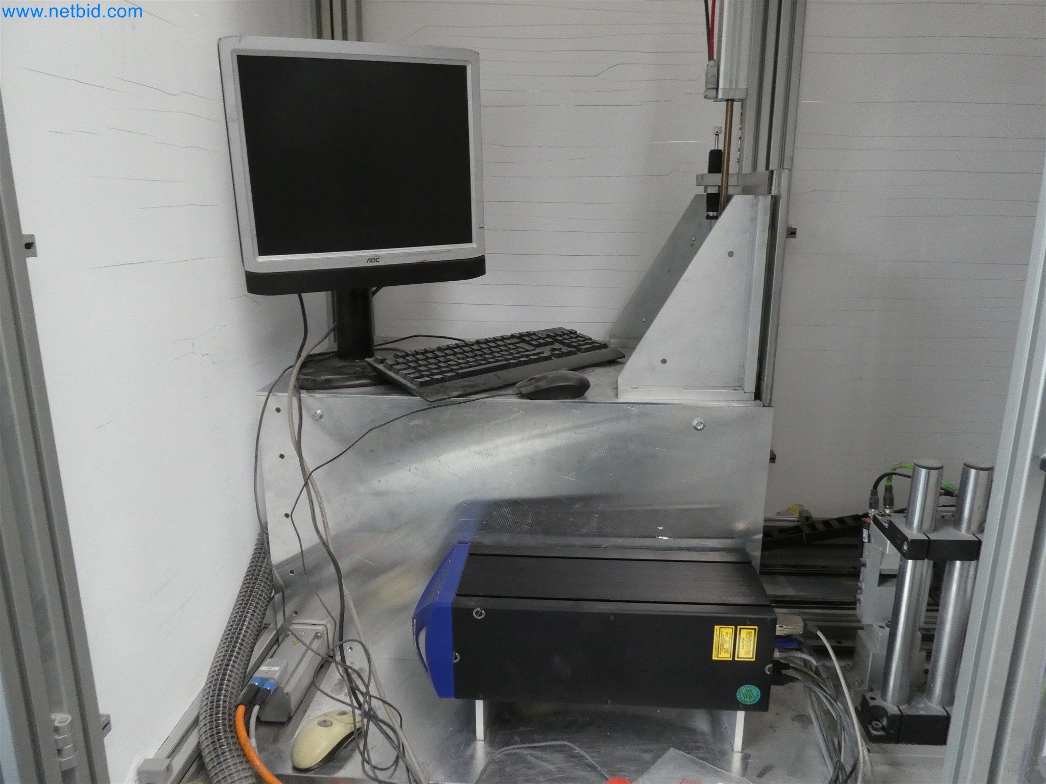 Máquinas de moldagem por injeção, máquinas CNC e linhas de montagem para elementos de aquecimento e componentes automóveis-13