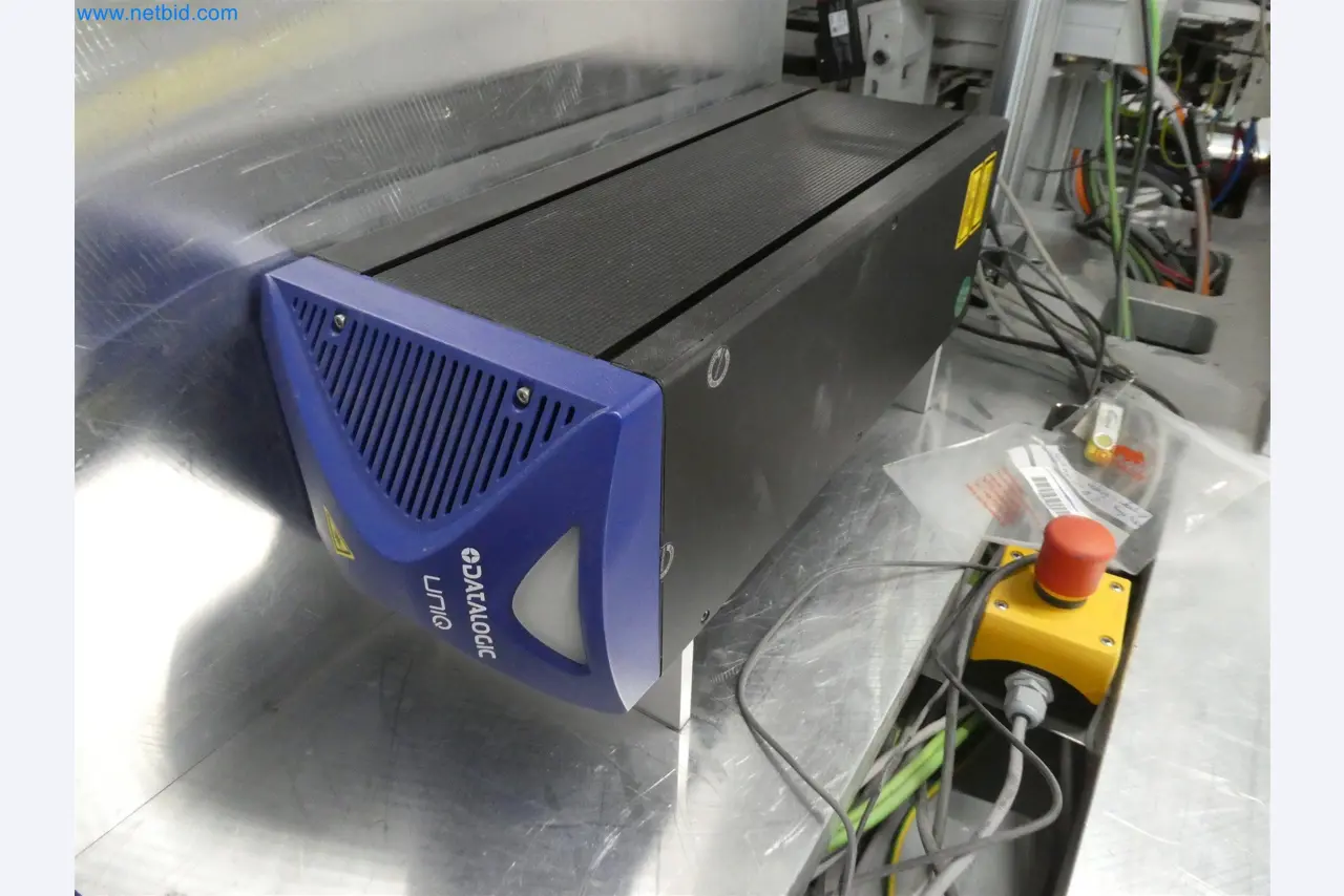 Máquinas de moldagem por injeção, máquinas CNC e linhas de montagem para elementos de aquecimento e componentes automóveis-14