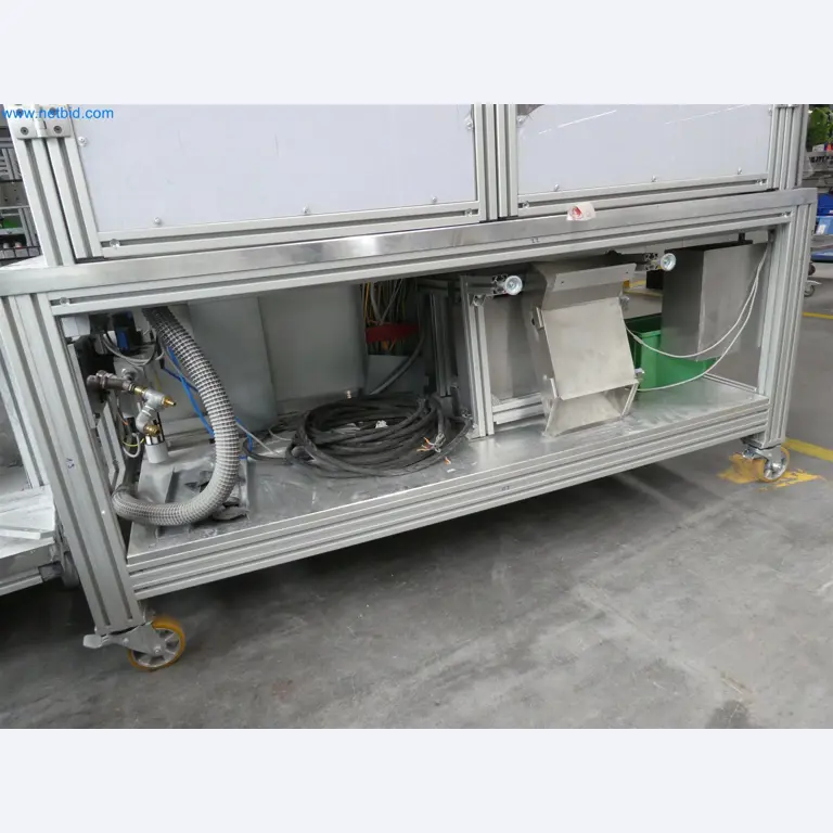 Máquinas de moldagem por injeção, máquinas CNC e linhas de montagem para elementos de aquecimento e componentes automóveis-16