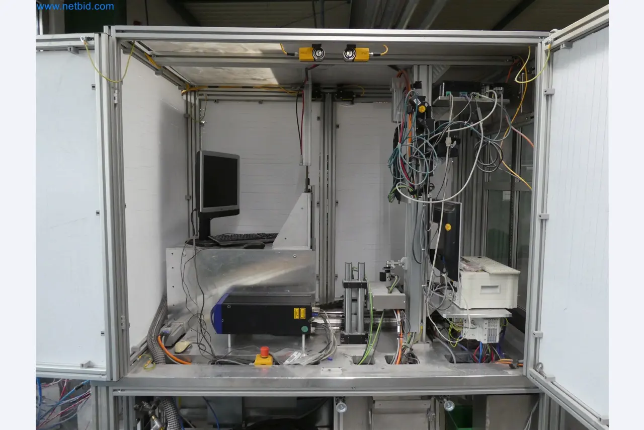 Máquinas de moldagem por injeção, máquinas CNC e linhas de montagem para elementos de aquecimento e componentes automóveis-3