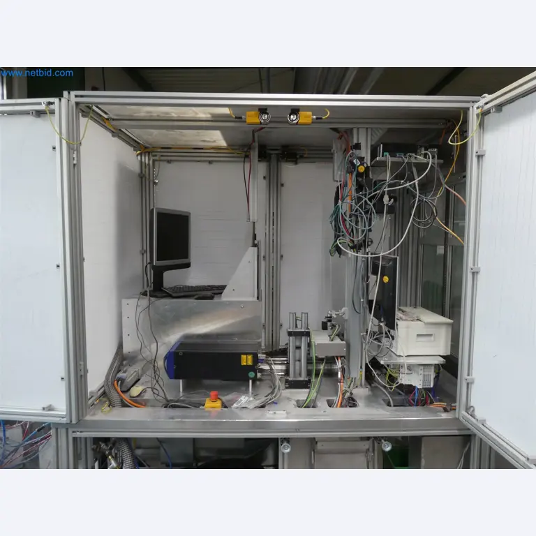 Máquinas de moldagem por injeção, máquinas CNC e linhas de montagem para elementos de aquecimento e componentes automóveis-3