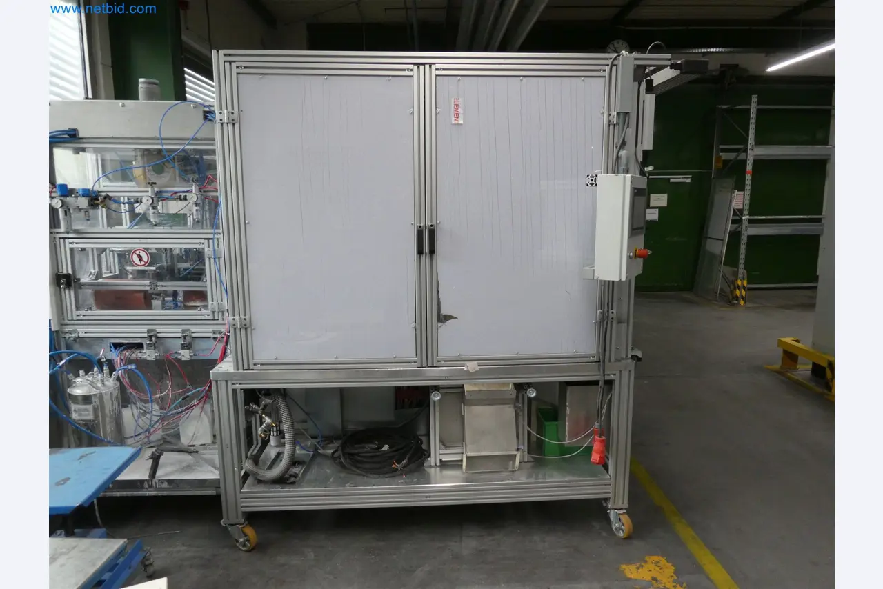 Máquinas de moldagem por injeção, máquinas CNC e linhas de montagem para elementos de aquecimento e componentes automóveis-4