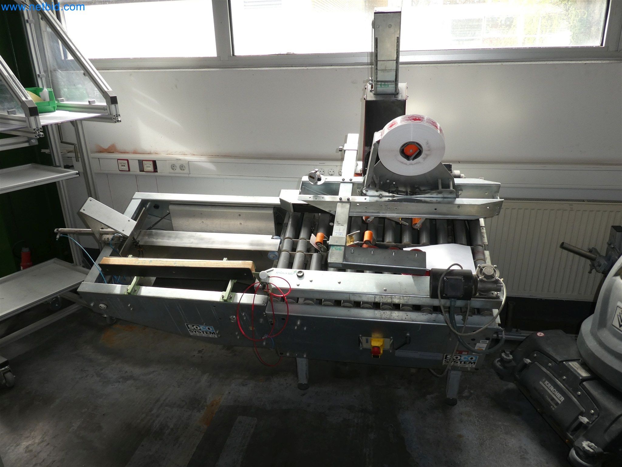 Máquinas de moldagem por injeção, máquinas CNC e linhas de montagem para elementos de aquecimento e componentes automóveis-1