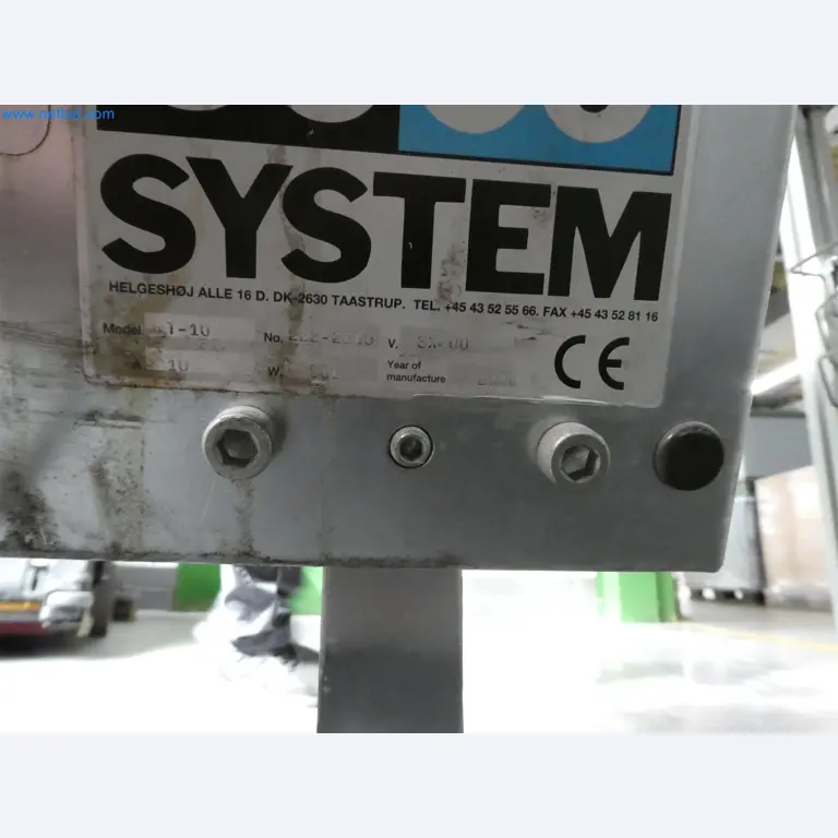 Máquinas de moldagem por injeção, máquinas CNC e linhas de montagem para elementos de aquecimento e componentes automóveis-6