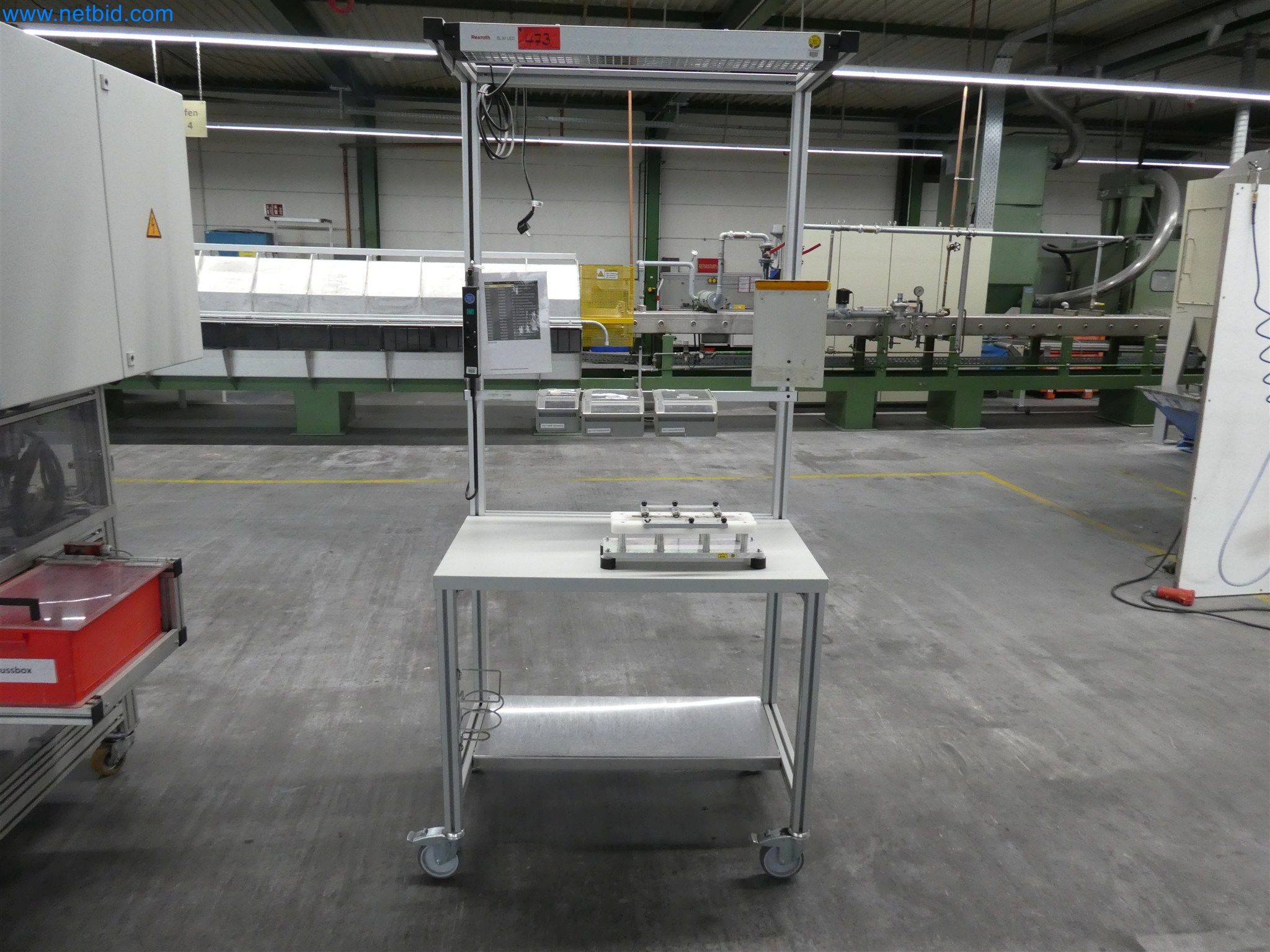 Máquinas de moldeo por inyección, máquinas CNC y líneas de montaje para elementos calefactores y componentes de automoción-1