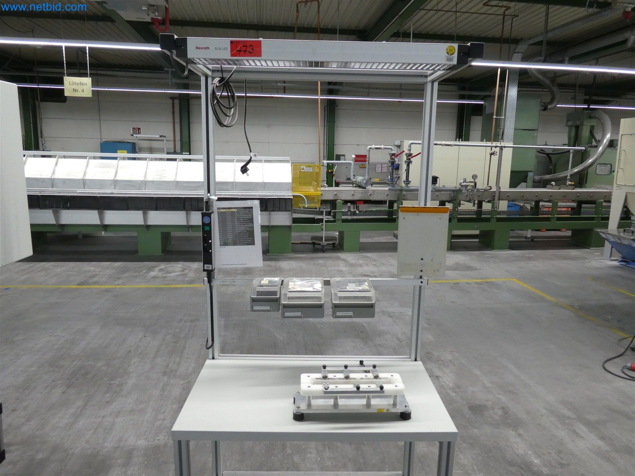 Máquinas de moldeo por inyección, máquinas CNC y líneas de montaje para elementos calefactores y componentes de automoción-2