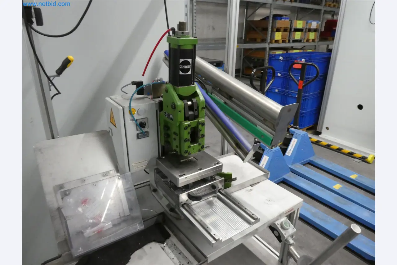 Máquinas de moldeo por inyección, máquinas CNC y líneas de montaje para elementos calefactores y componentes de automoción-2