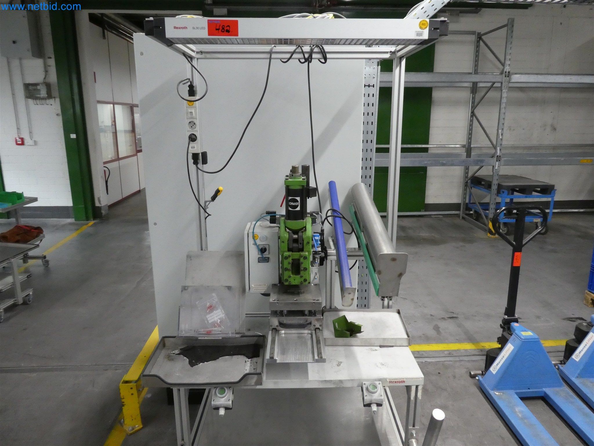 Máquinas de moldeo por inyección, máquinas CNC y líneas de montaje para elementos calefactores y componentes de automoción-4