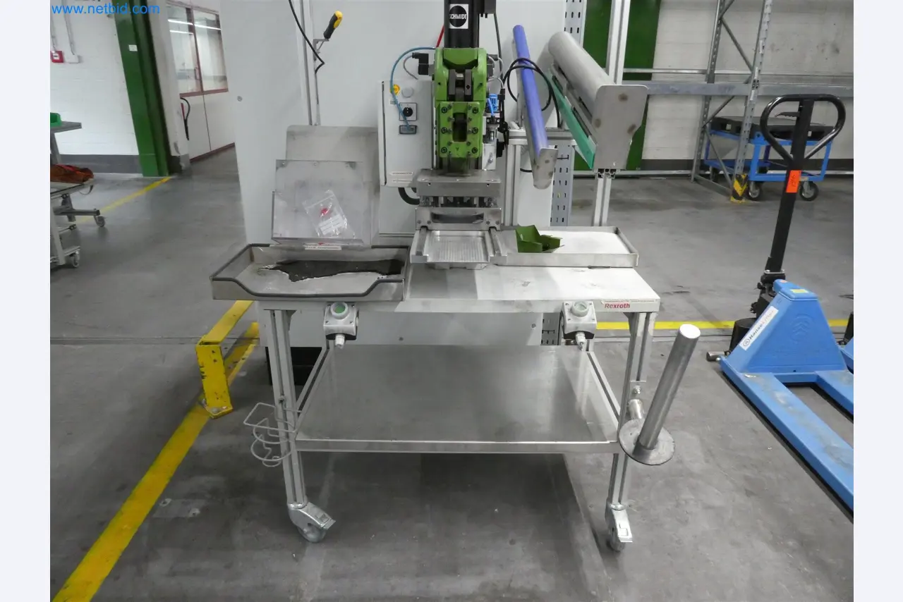 Máquinas de moldeo por inyección, máquinas CNC y líneas de montaje para elementos calefactores y componentes de automoción-5