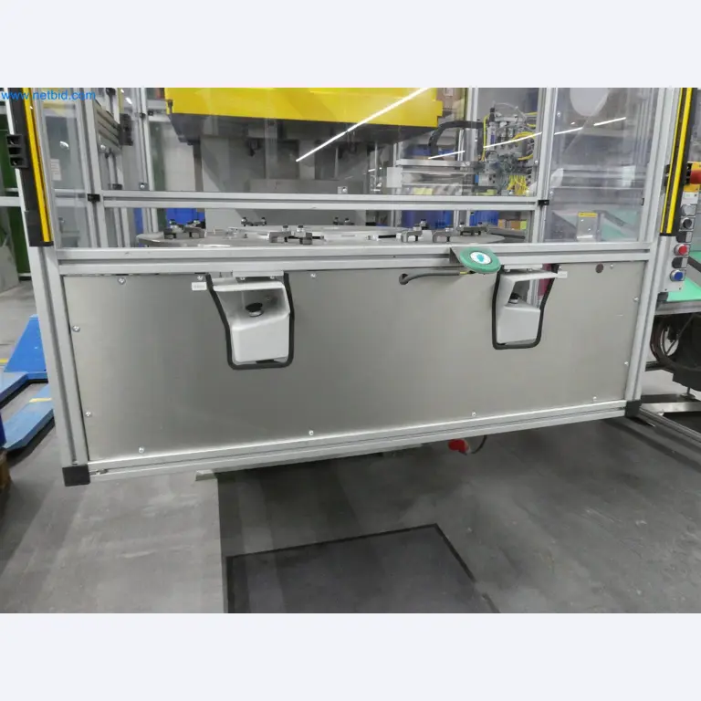 Máquinas de moldeo por inyección, máquinas CNC y líneas de montaje para elementos calefactores y componentes de automoción-14