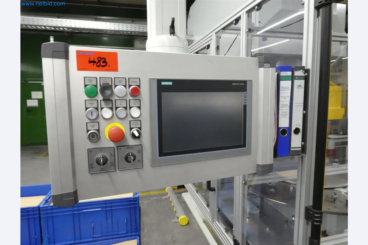 Máquinas de moldeo por inyección, máquinas CNC y líneas de montaje para elementos calefactores y componentes de automoción-15