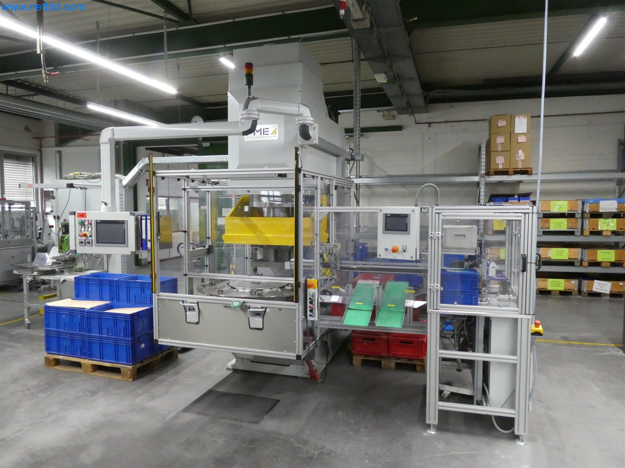 Máquinas de moldeo por inyección, máquinas CNC y líneas de montaje para elementos calefactores y componentes de automoción-1