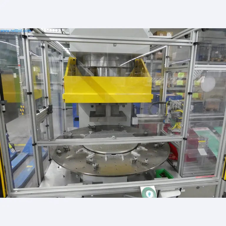 Máquinas de moldeo por inyección, máquinas CNC y líneas de montaje para elementos calefactores y componentes de automoción-8