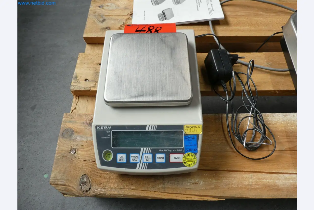 Máquinas de moldeo por inyección, máquinas CNC y líneas de montaje para elementos calefactores y componentes de automoción-4