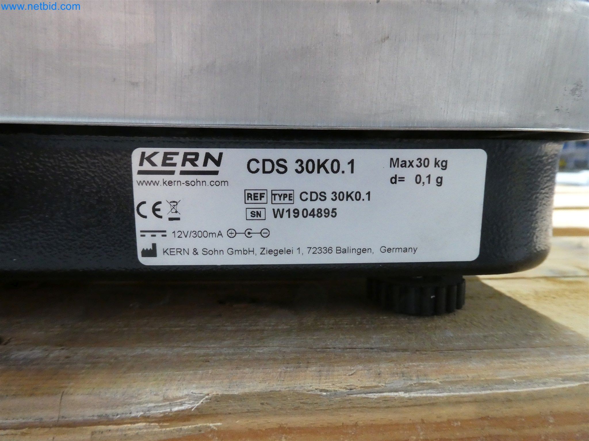 Máquinas de moldeo por inyección, máquinas CNC y líneas de montaje para elementos calefactores y componentes de automoción-5