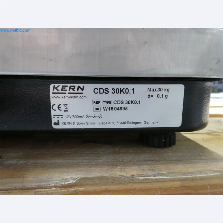 Máquinas de moldeo por inyección, máquinas CNC y líneas de montaje para elementos calefactores y componentes de automoción-5