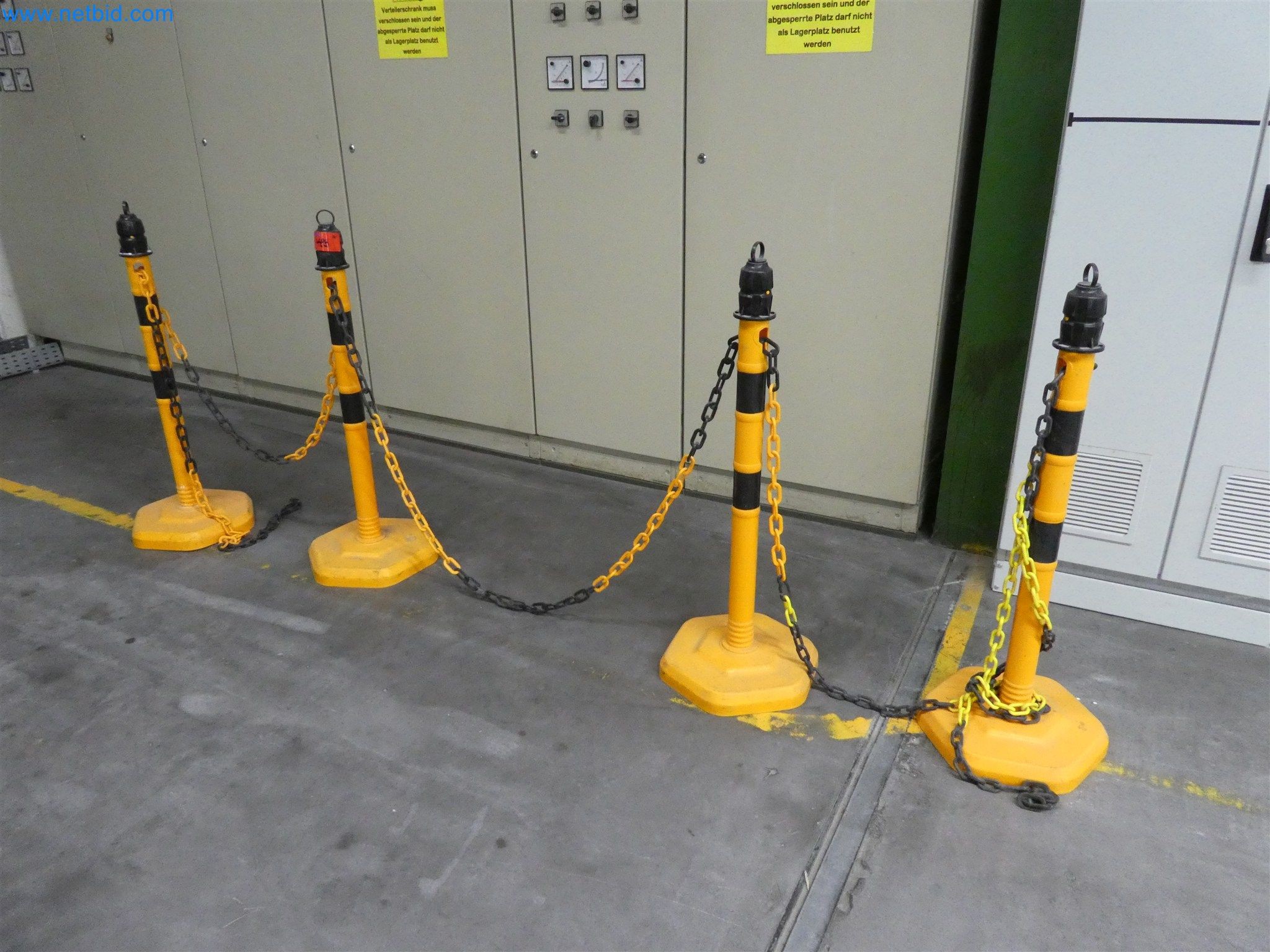 Máquinas de moldeo por inyección, máquinas CNC y líneas de montaje para elementos calefactores y componentes de automoción-1