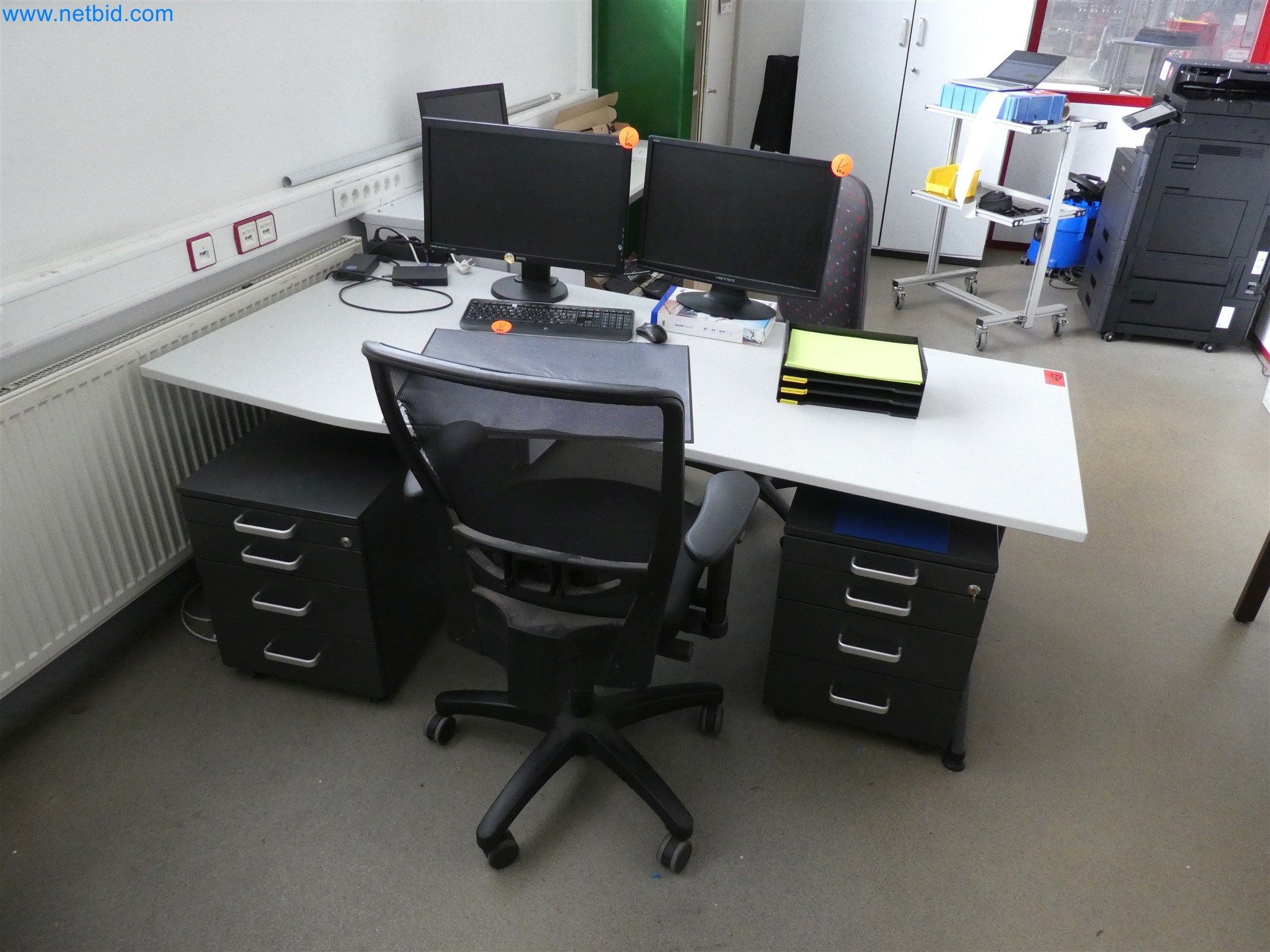 Máquinas de moldeo por inyección, máquinas CNC y líneas de montaje para elementos calefactores y componentes de automoción-2