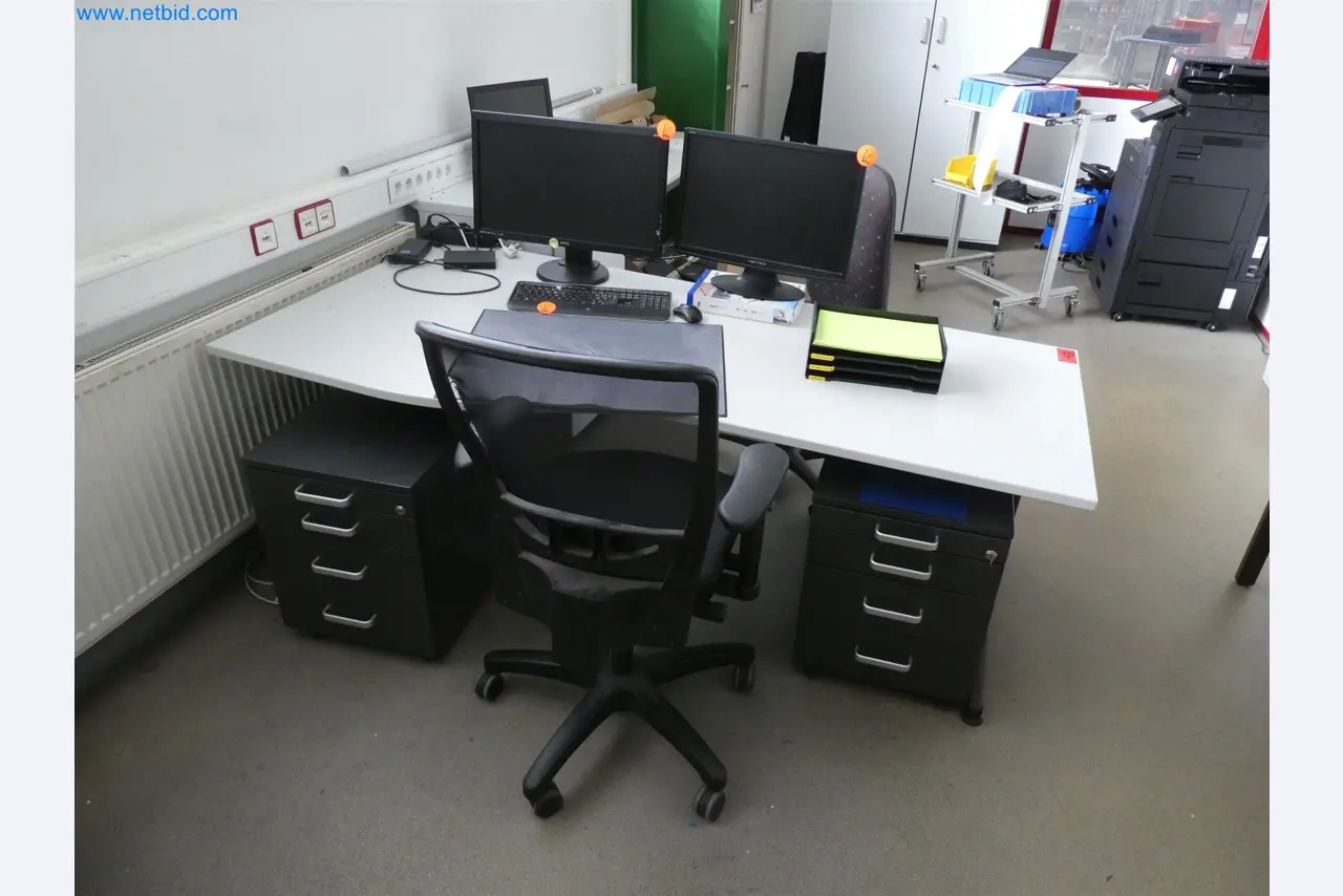 Máquinas de moldeo por inyección, máquinas CNC y líneas de montaje para elementos calefactores y componentes de automoción-2