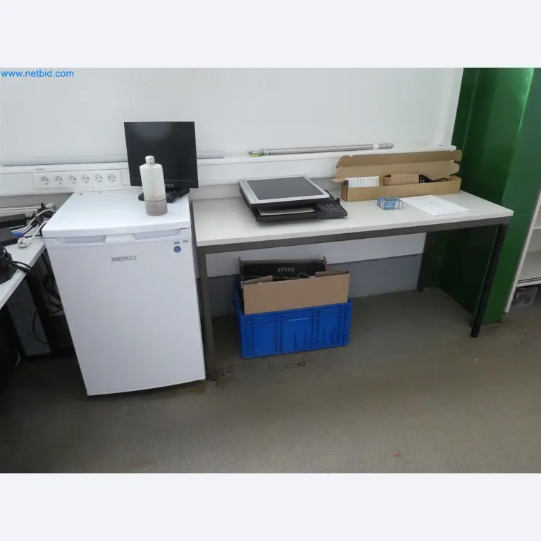 Máquinas de moldeo por inyección, máquinas CNC y líneas de montaje para elementos calefactores y componentes de automoción-3