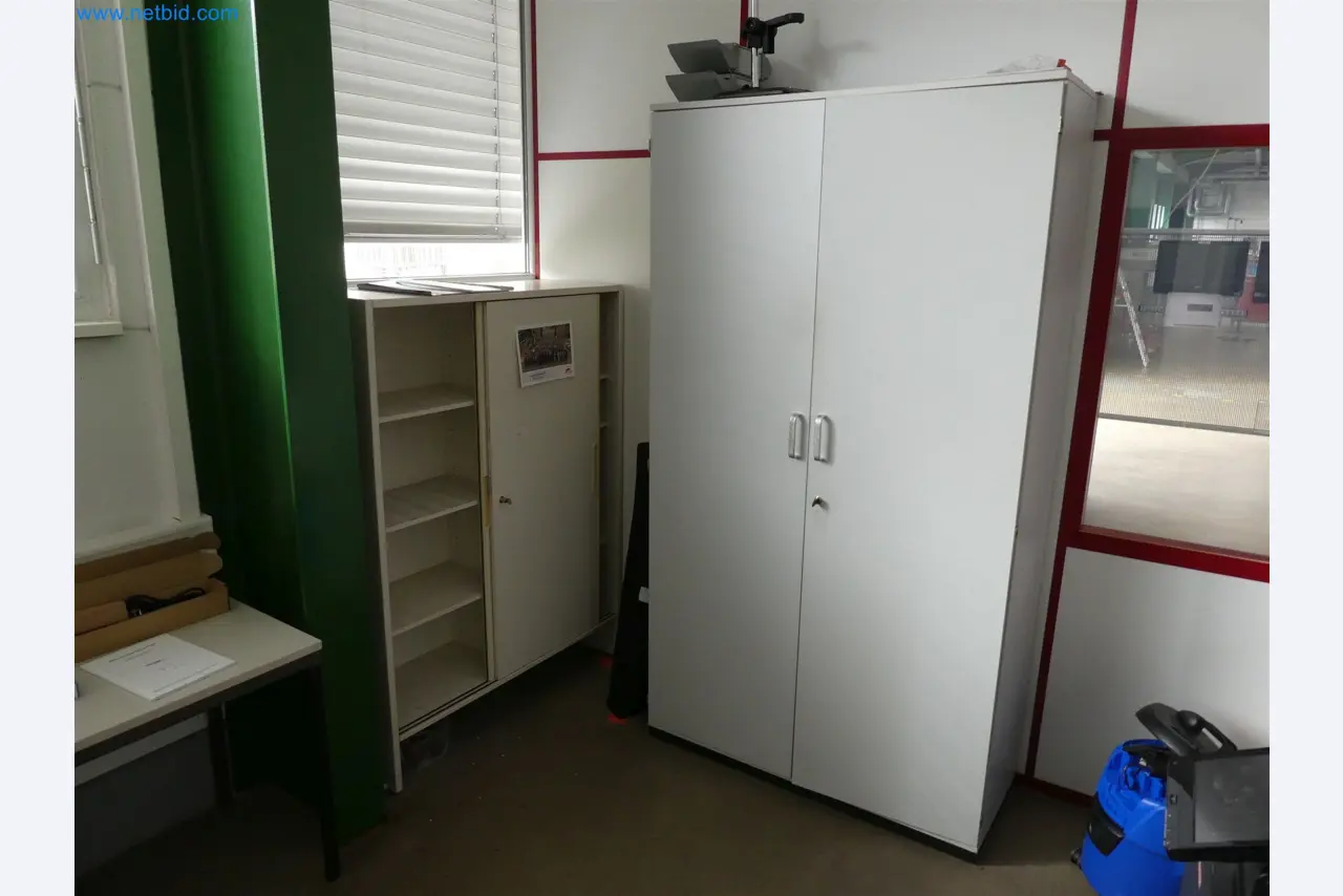 Máquinas de moldeo por inyección, máquinas CNC y líneas de montaje para elementos calefactores y componentes de automoción-5