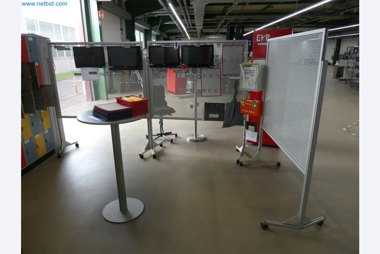 Máquinas de moldeo por inyección, máquinas CNC y líneas de montaje para elementos calefactores y componentes de automoción-1