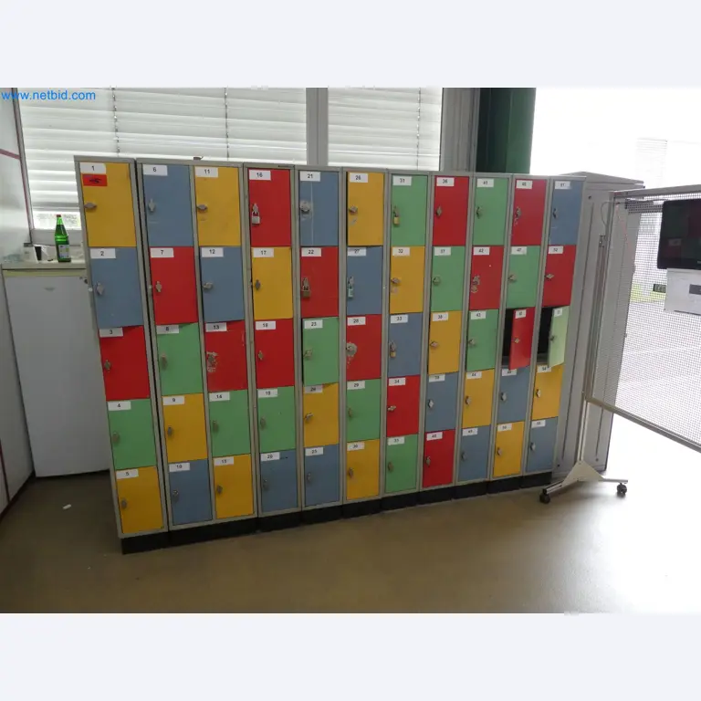 Máquinas de moldeo por inyección, máquinas CNC y líneas de montaje para elementos calefactores y componentes de automoción-2