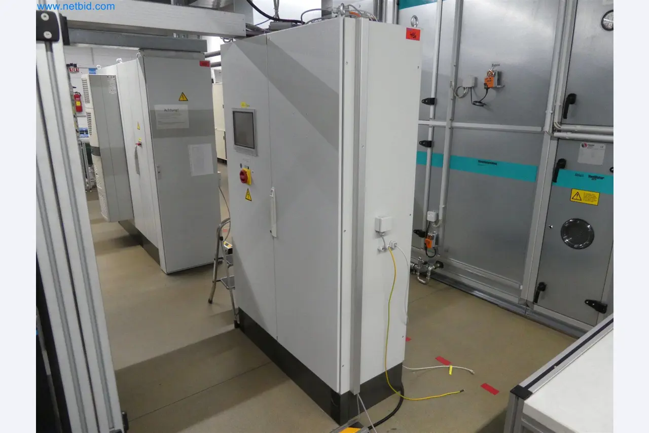 Máquinas de moldeo por inyección, máquinas CNC y líneas de montaje para elementos calefactores y componentes de automoción-12