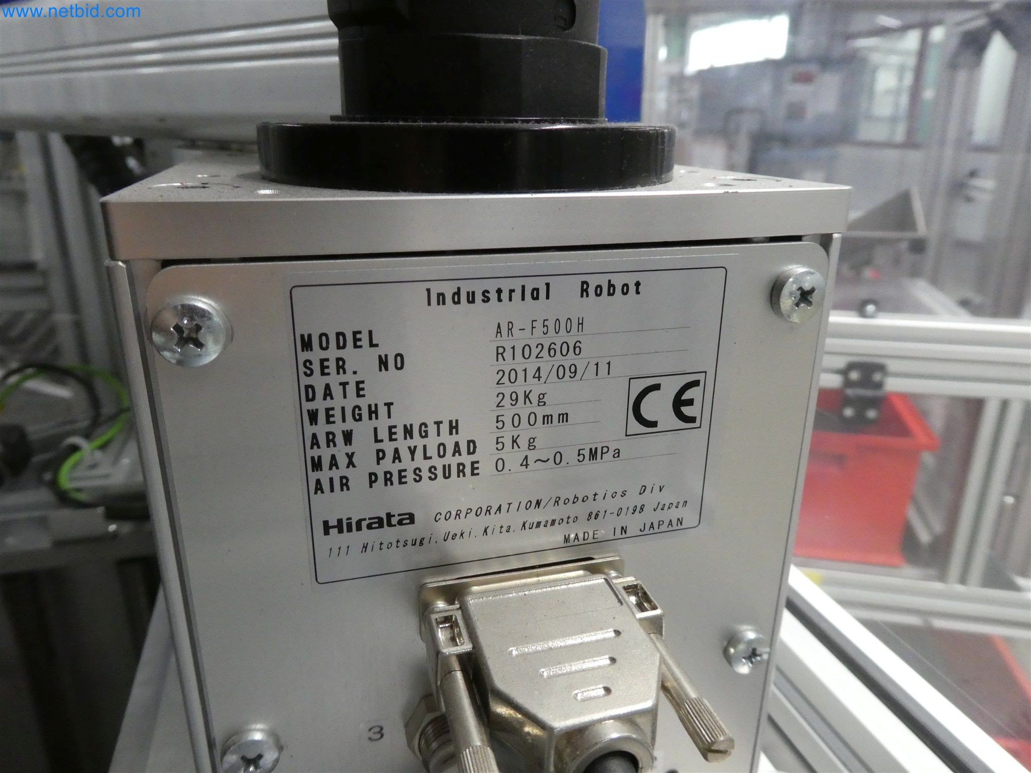 Máquinas de moldeo por inyección, máquinas CNC y líneas de montaje para elementos calefactores y componentes de automoción-23