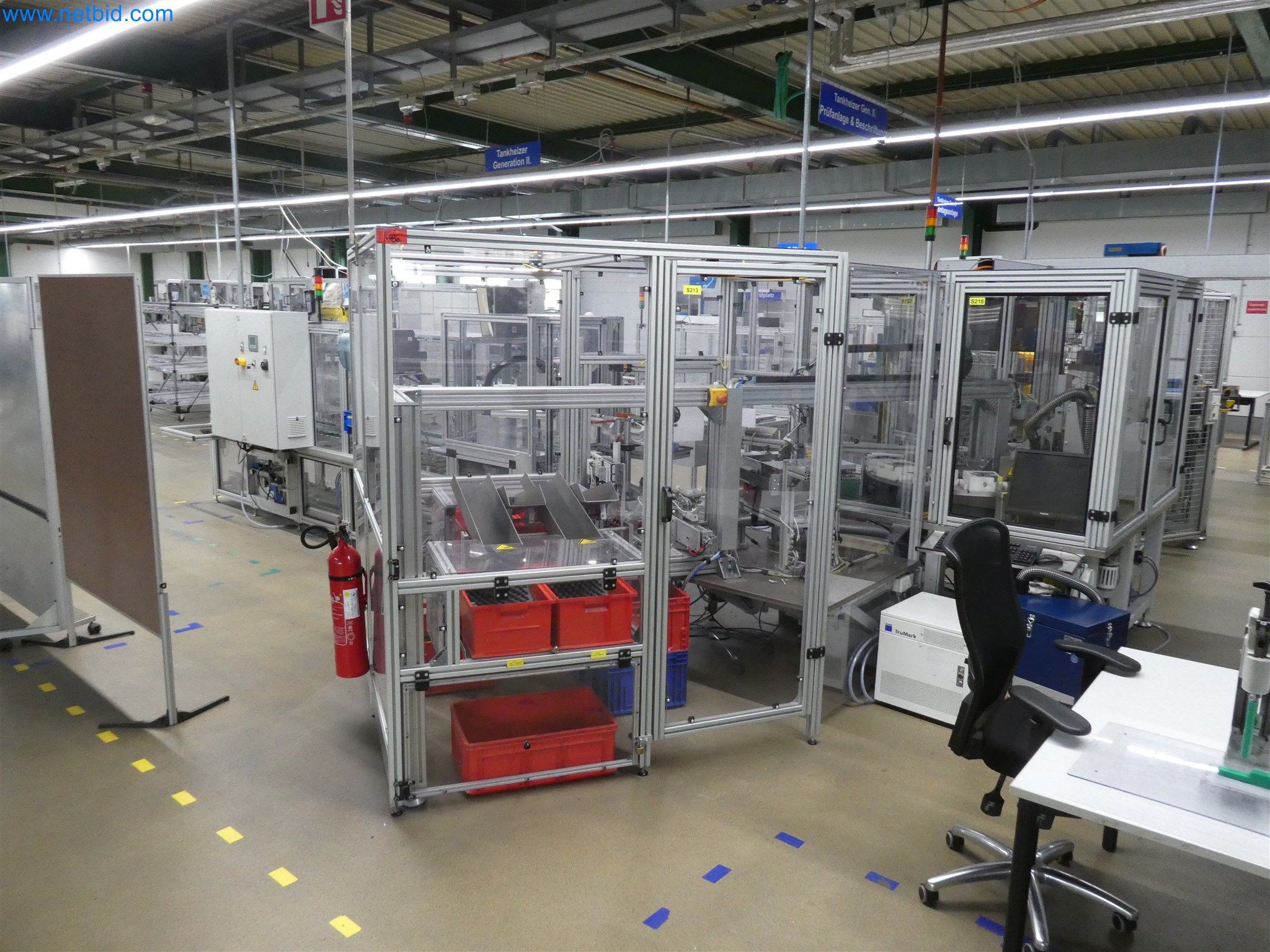 Máquinas de moldeo por inyección, máquinas CNC y líneas de montaje para elementos calefactores y componentes de automoción-2