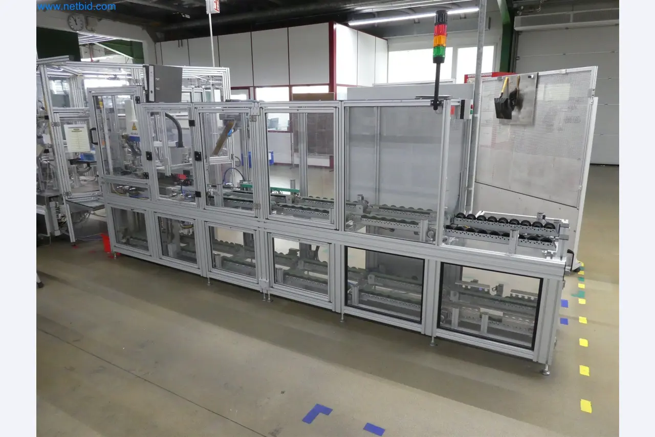 Máquinas de moldeo por inyección, máquinas CNC y líneas de montaje para elementos calefactores y componentes de automoción-3