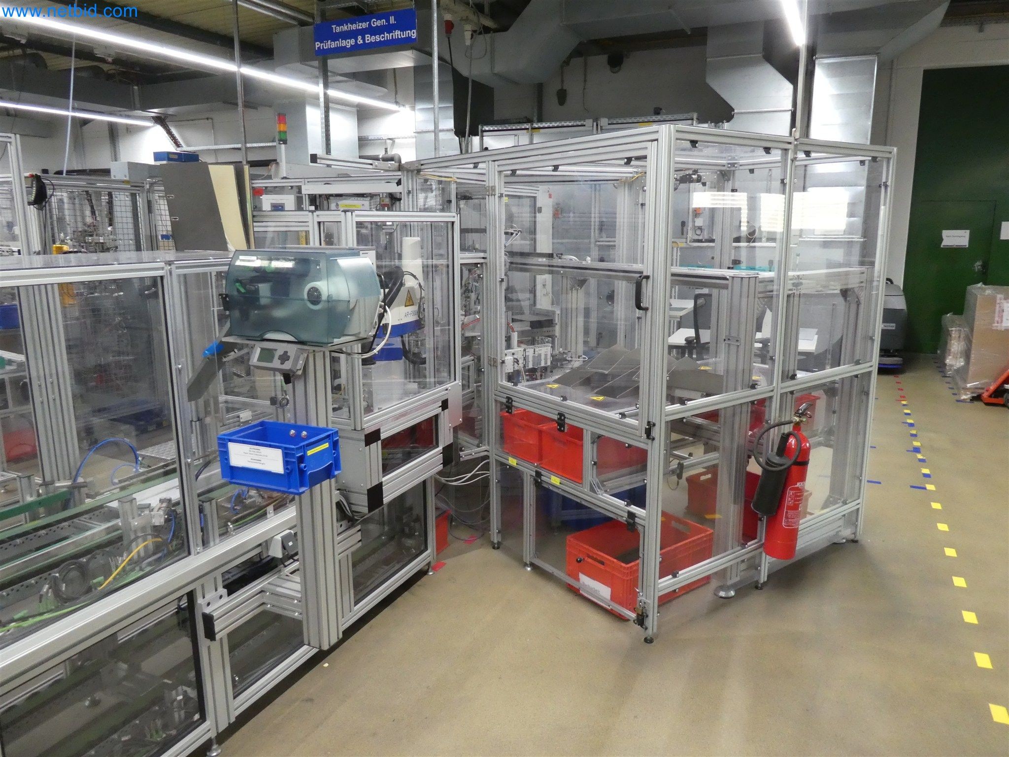 Máquinas de moldeo por inyección, máquinas CNC y líneas de montaje para elementos calefactores y componentes de automoción-4