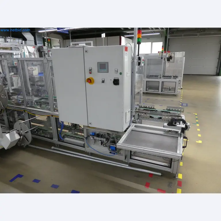 Máquinas de moldeo por inyección, máquinas CNC y líneas de montaje para elementos calefactores y componentes de automoción-10