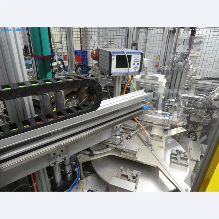 Máquinas de moldeo por inyección, máquinas CNC y líneas de montaje para elementos calefactores y componentes de automoción-15