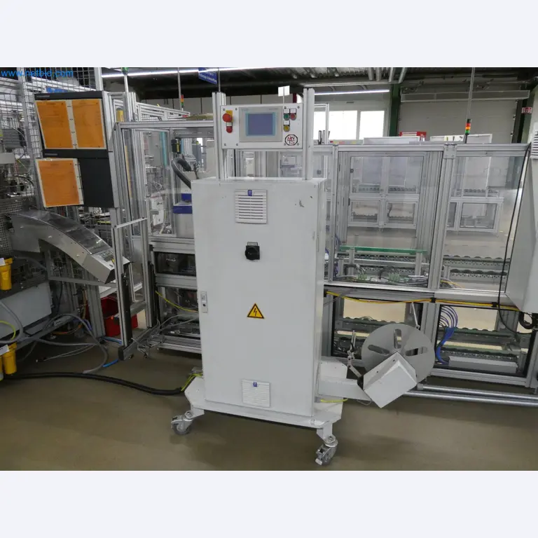 Máquinas de moldeo por inyección, máquinas CNC y líneas de montaje para elementos calefactores y componentes de automoción-16