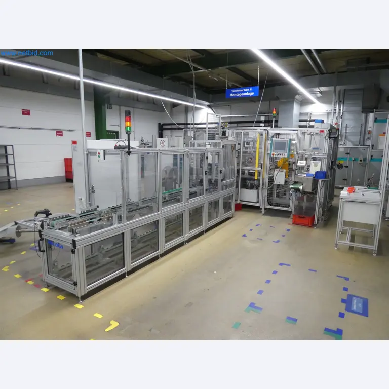 Máquinas de moldeo por inyección, máquinas CNC y líneas de montaje para elementos calefactores y componentes de automoción-1