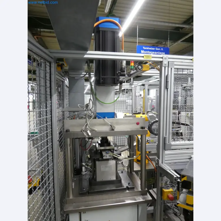 Máquinas de moldeo por inyección, máquinas CNC y líneas de montaje para elementos calefactores y componentes de automoción-21