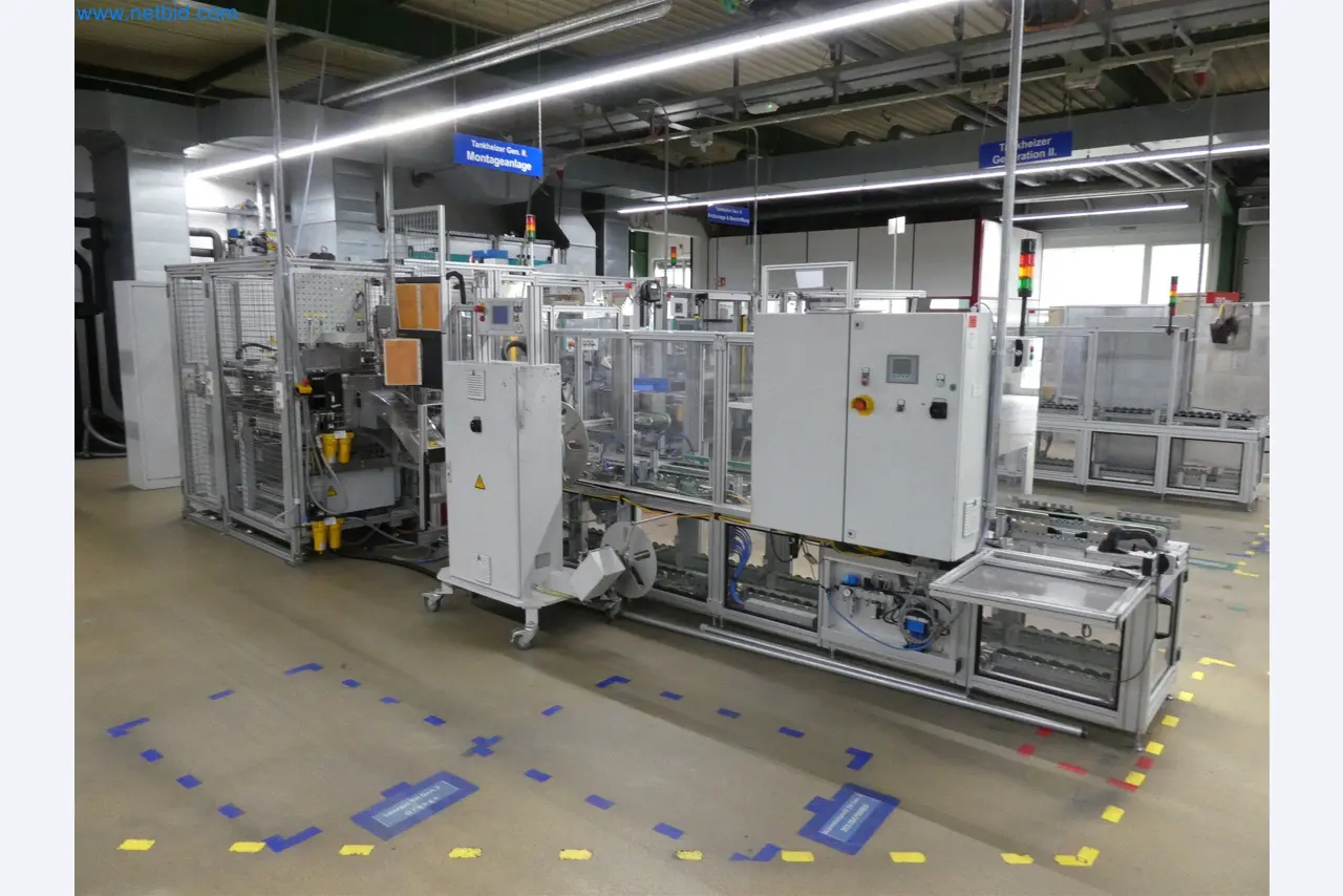 Máquinas de moldeo por inyección, máquinas CNC y líneas de montaje para elementos calefactores y componentes de automoción-2