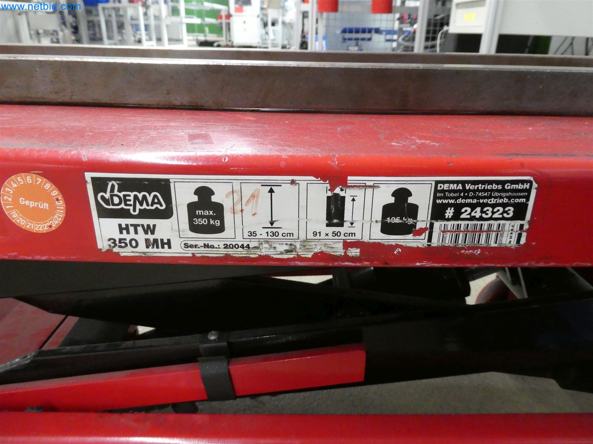 Máquinas de moldeo por inyección, máquinas CNC y líneas de montaje para elementos calefactores y componentes de automoción-2