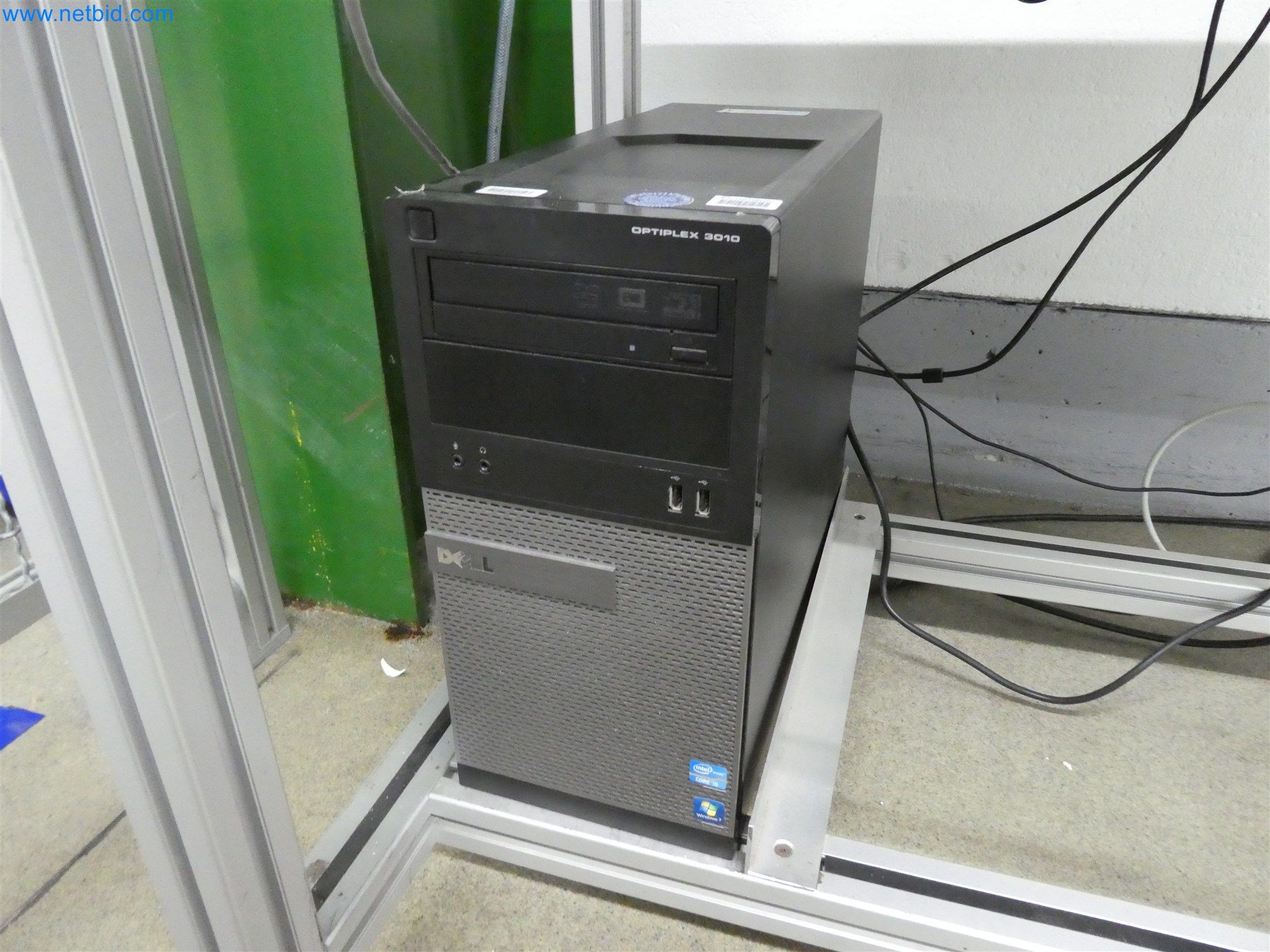 Máquinas de moldeo por inyección, máquinas CNC y líneas de montaje para elementos calefactores y componentes de automoción-3