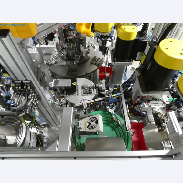 Máquinas de moldeo por inyección, máquinas CNC y líneas de montaje para elementos calefactores y componentes de automoción-10