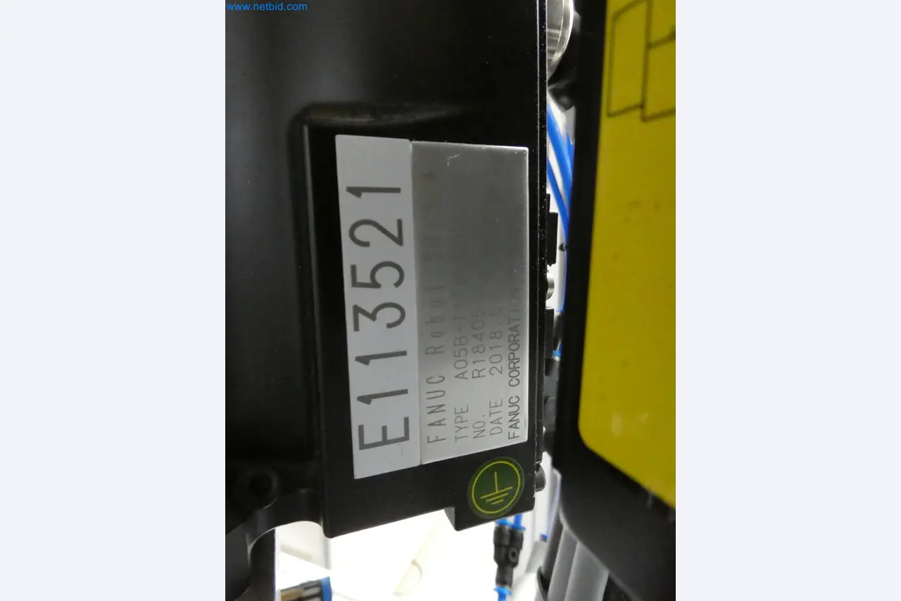 Máquinas de moldeo por inyección, máquinas CNC y líneas de montaje para elementos calefactores y componentes de automoción-11